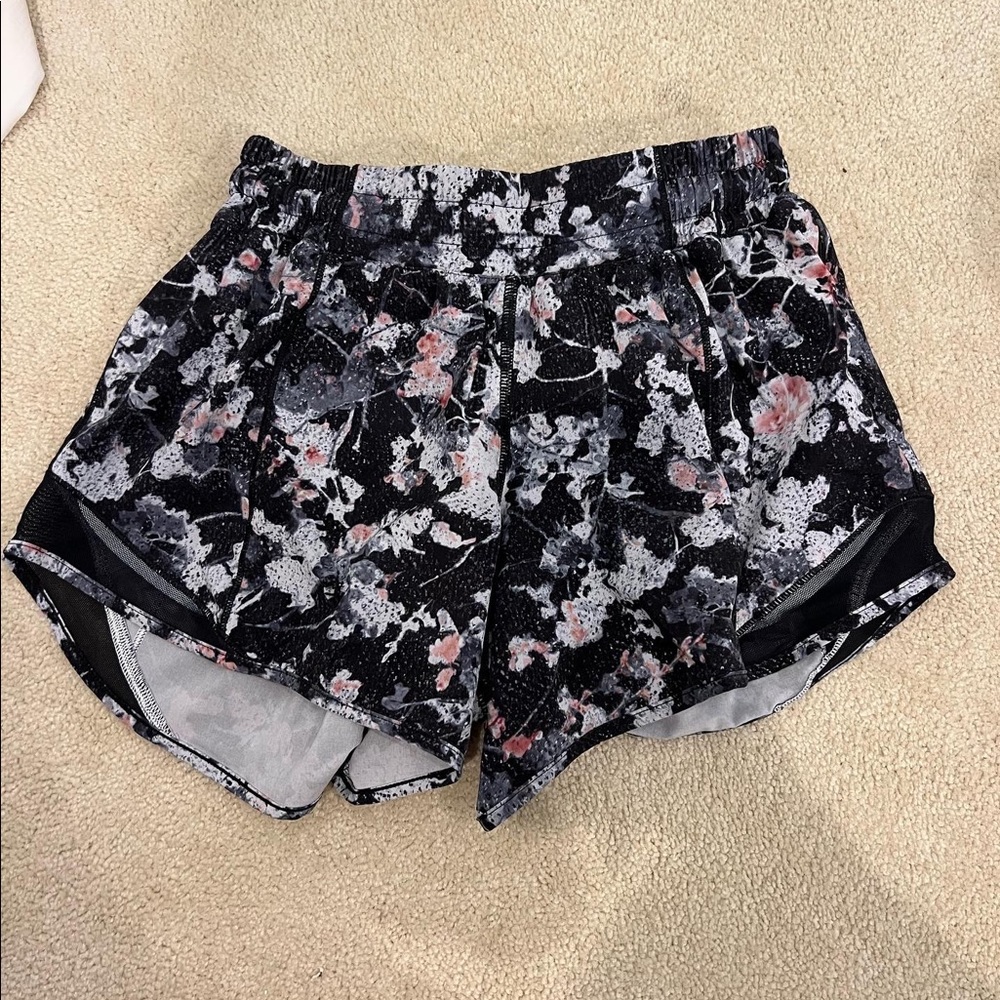 Lululemon Hotty Hot Shorts